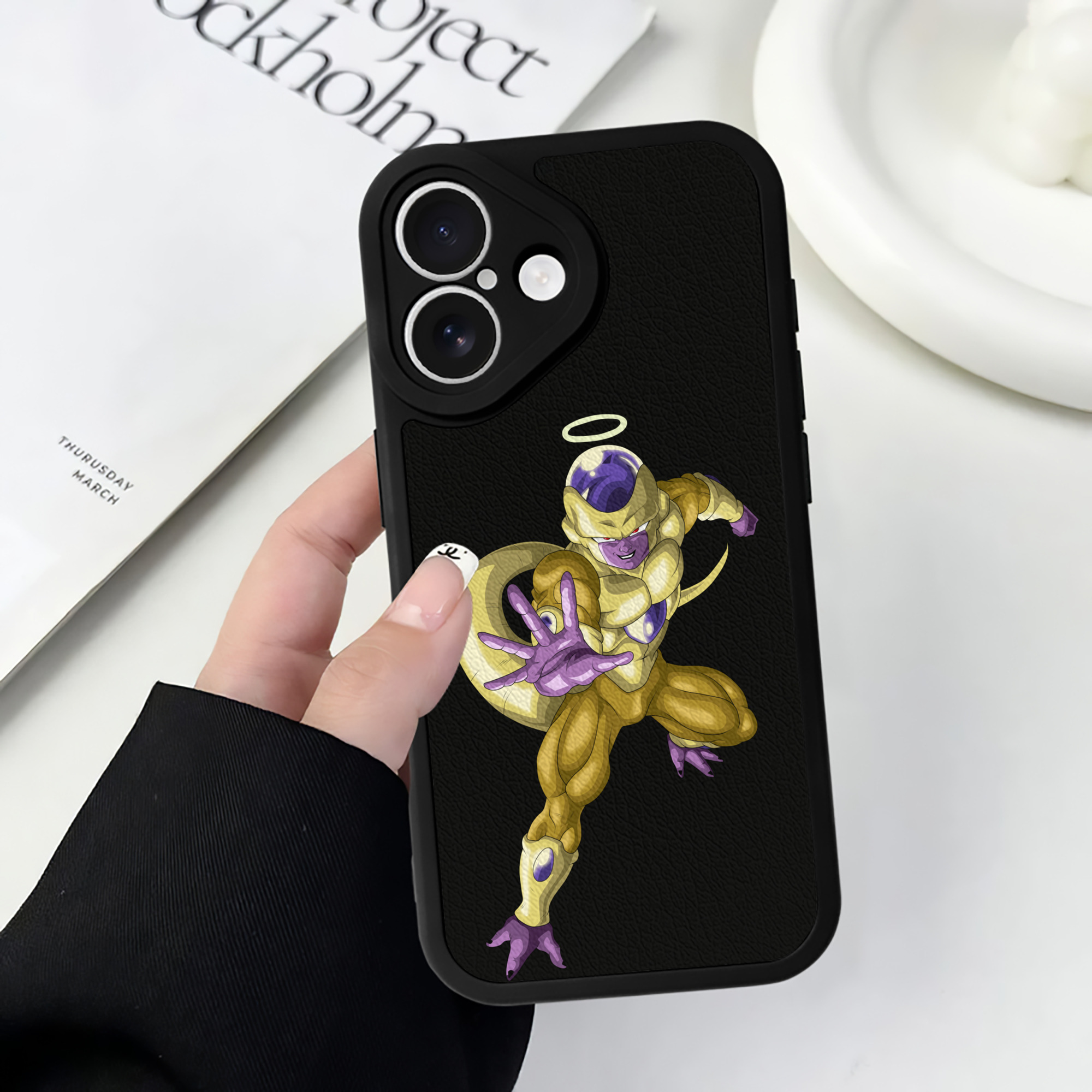 （画像用） ドラゴンボール フリーザ DRAGON BALL Frieza 【iPhone 16シリーズ対応】シリコンスマホケース（レザー調） 材質：シリコン